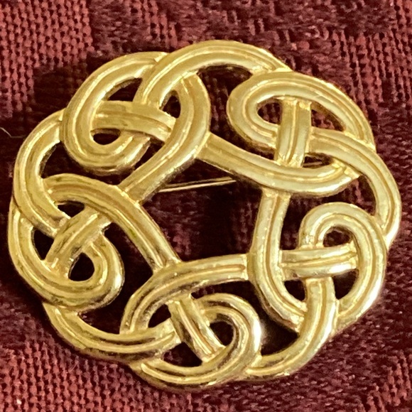 James Avery Accessories - 14K GOLD JAMES AVERY ESTATE OPEN WORK SWIRL PIN - GORGEOUS